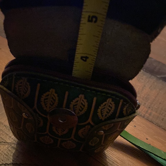 Green Owl Wristlet - so cute! - Picture 10 of 11